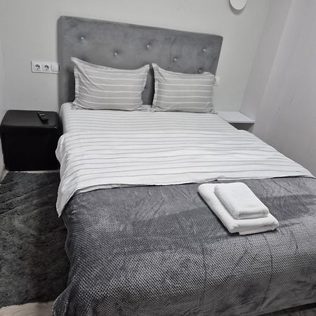 Budget Private Room Chisinau Exterior photo